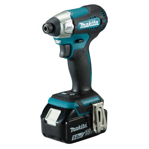 Makita DTD157RTJ 18V akkumulátoros ütvecsarozó 2x5.0 Ah akkuval