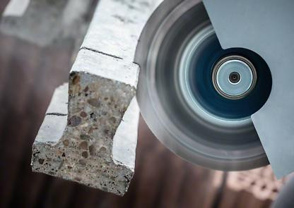 Bosch EXPERT MultiMaterial gyémánt vágótárcsa, 125 x 22,23 x 2,2 x 12 mm