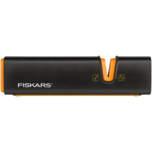 Fiskars Xsharp fejsze és késélező