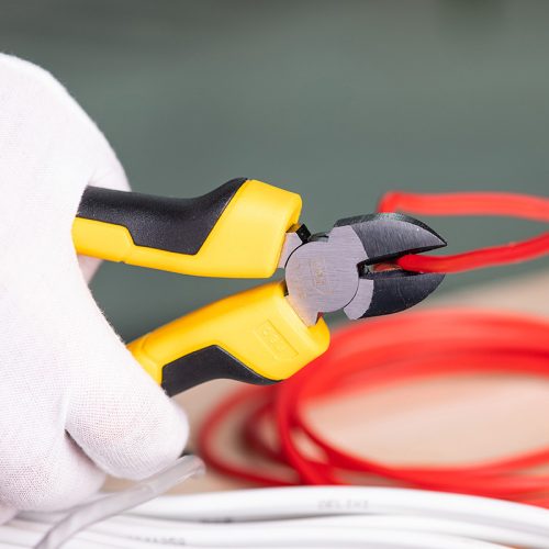 DELI Oldalcsípő fogó 6" DL2206