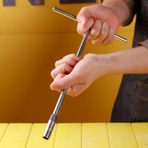 DELI T-dugókulcs 10mm DL10