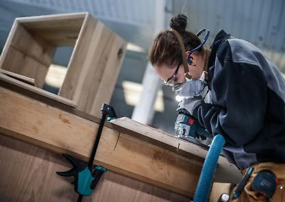 Bosch PRO Hardwood clean curve T101AOF szúrófűrészlap, 83 mm, 5 db