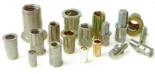 Rennsteig szegecsfejező 4mm