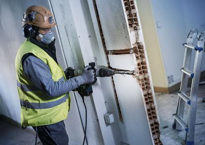 Bosch PRO SDS max Hollow Gouging görbeélű véső, 32 x 300 mm