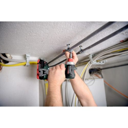 METABO BS 18 L BL Q Akkus fúrócsavarozó 2x4Ah,ASC55,mB145