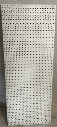 Hátfal nagy perforált