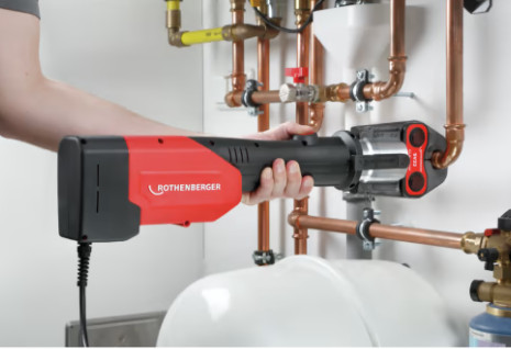 ROTHENBERGER, ROMAX 3000 AC présgép 230V ROCASE-ben