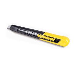 MŰANYAGHÁZAS TÖRDELHETŐPENGÉS KÉS 9MM